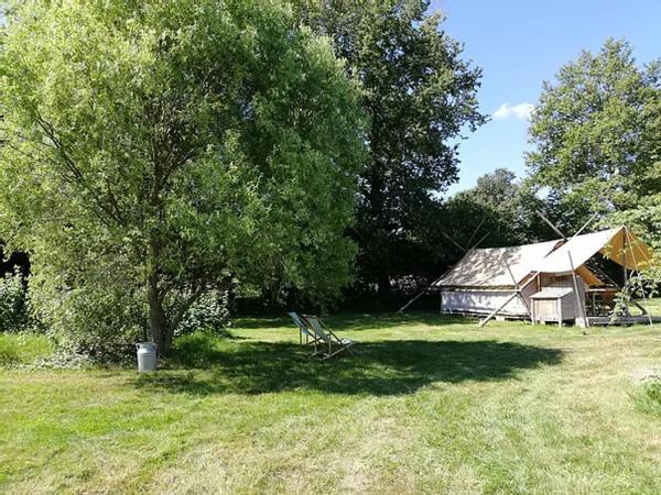 Готель Ferme De La Marliere Saint-Vincent-en-Bresse Екстер'єр фото